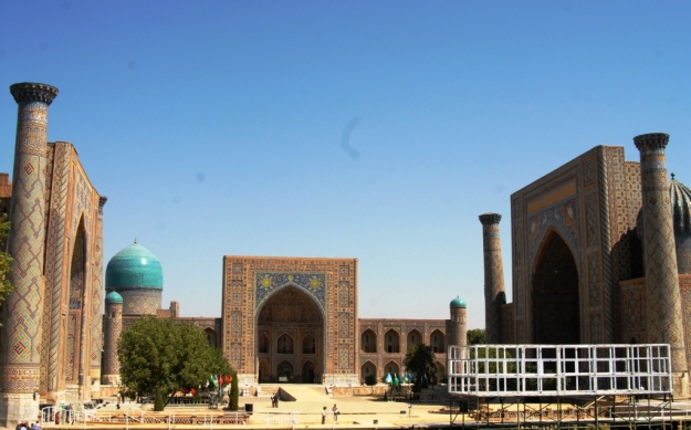 Il Registan con le tre Moschee