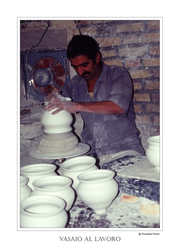 Incontri tra la gente : fabbrica di ceramica